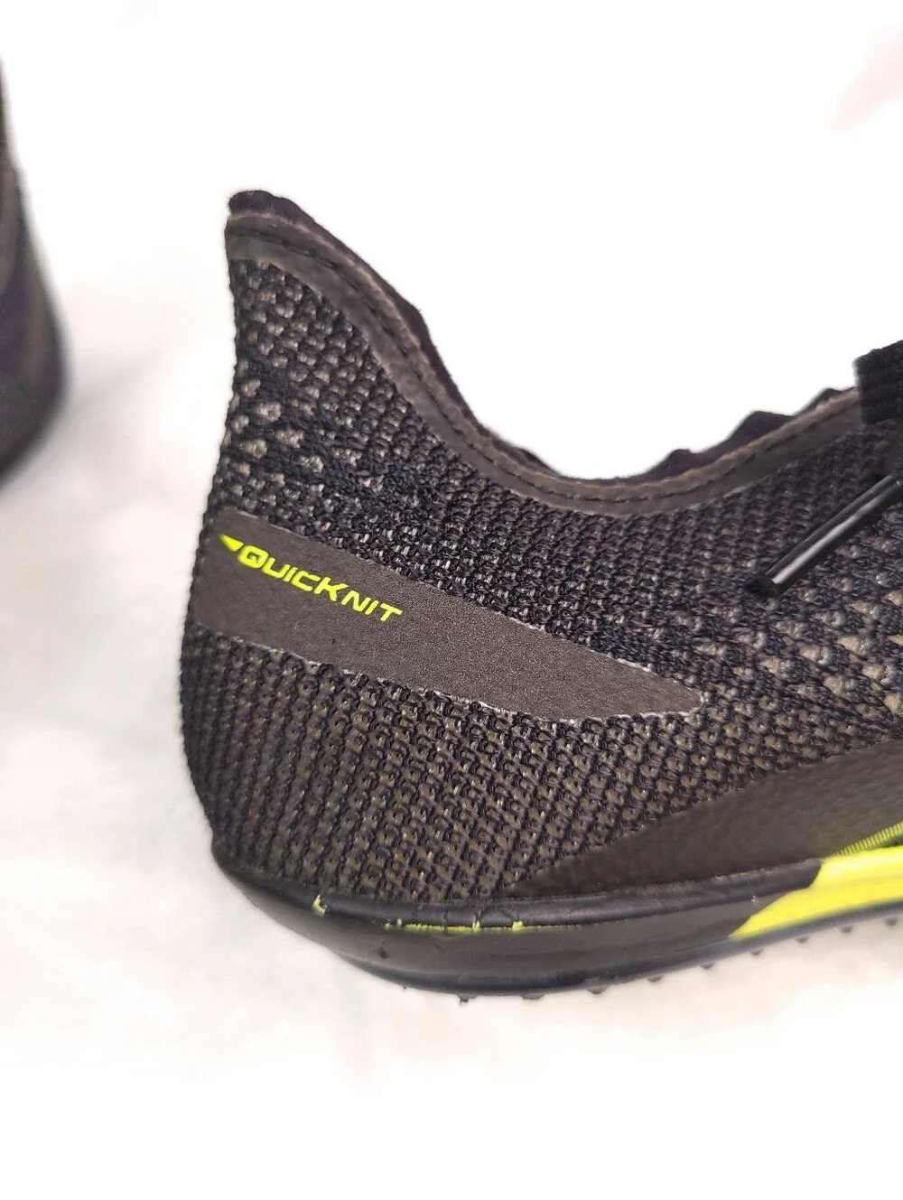 Brooks ELMN8 6 Track and Field Racing Shoes Men 7